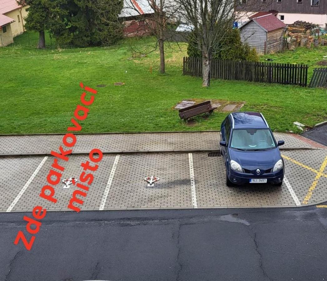 Apartmany 2+1 U Klinovce Kovářská Exteriör bild